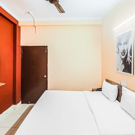 OYO 62899 Avni Residency Otel Gurgaon Dış mekan fotoğraf